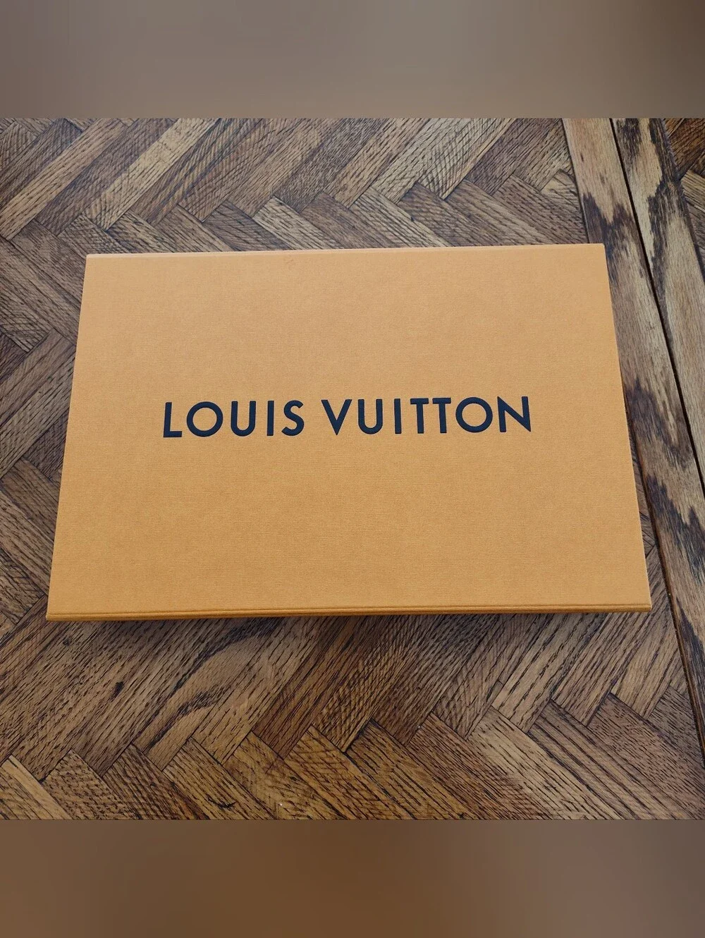 Authentic LOUIS VUITTON Magnetic Gift Box Shopping Bag Ribbon Card Receipt